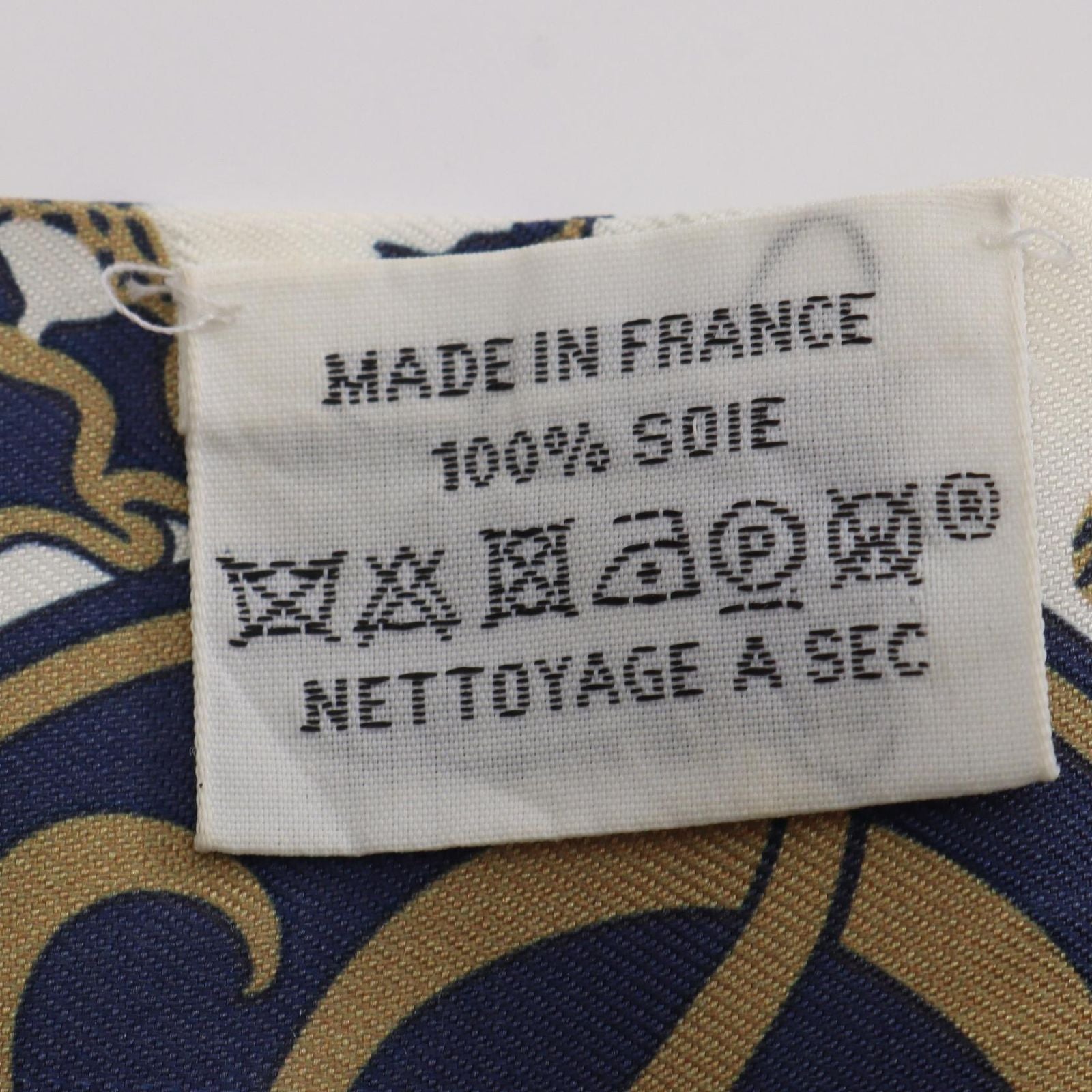 Hermes Scarf Twill Ex Libris Silk — view 5