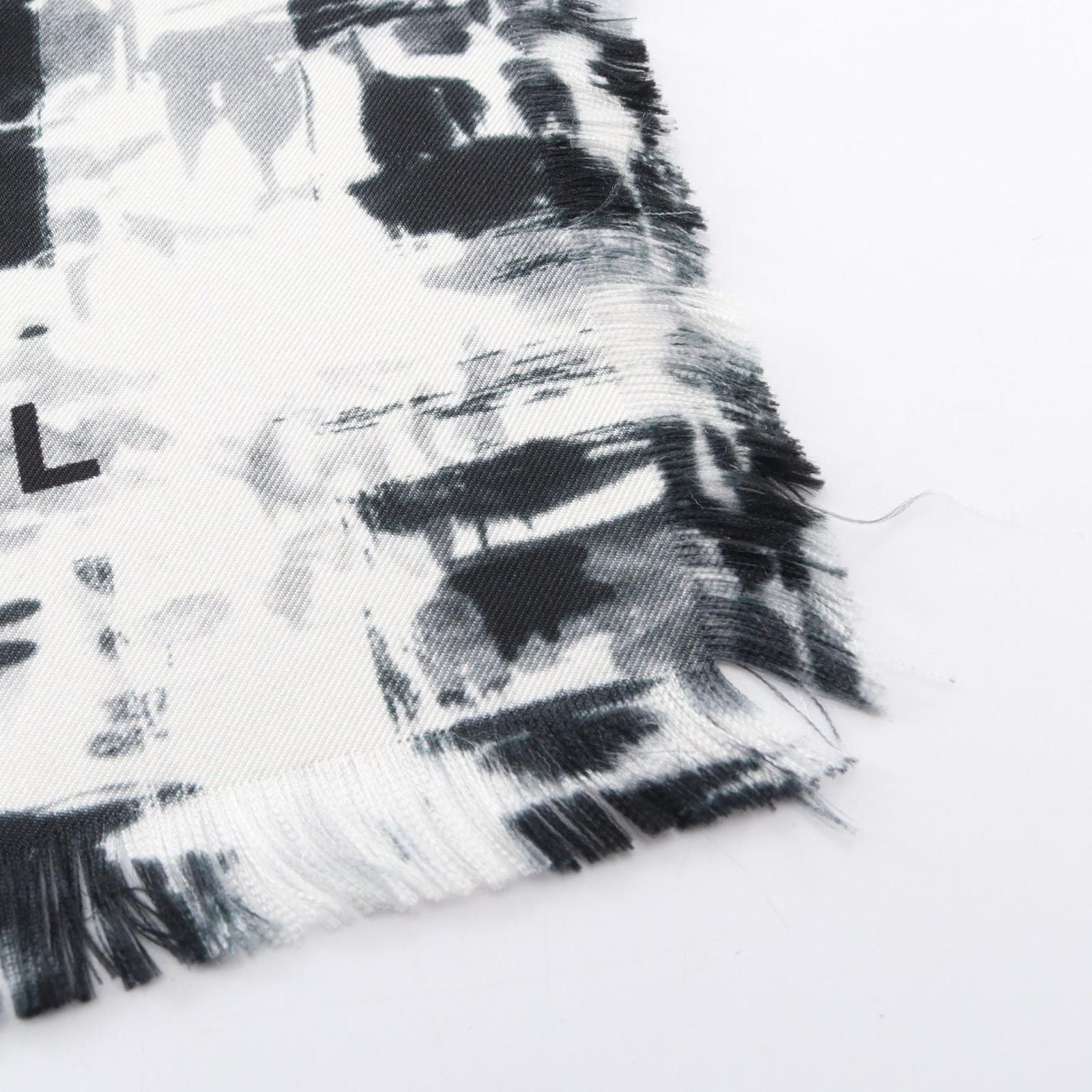Chanel Scarf CC Logo Silk — view 7