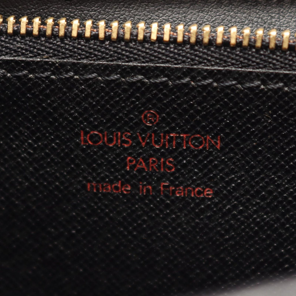 Louis Vuitton Clutch Series Dragonne Noir Leather Pochette — view 4