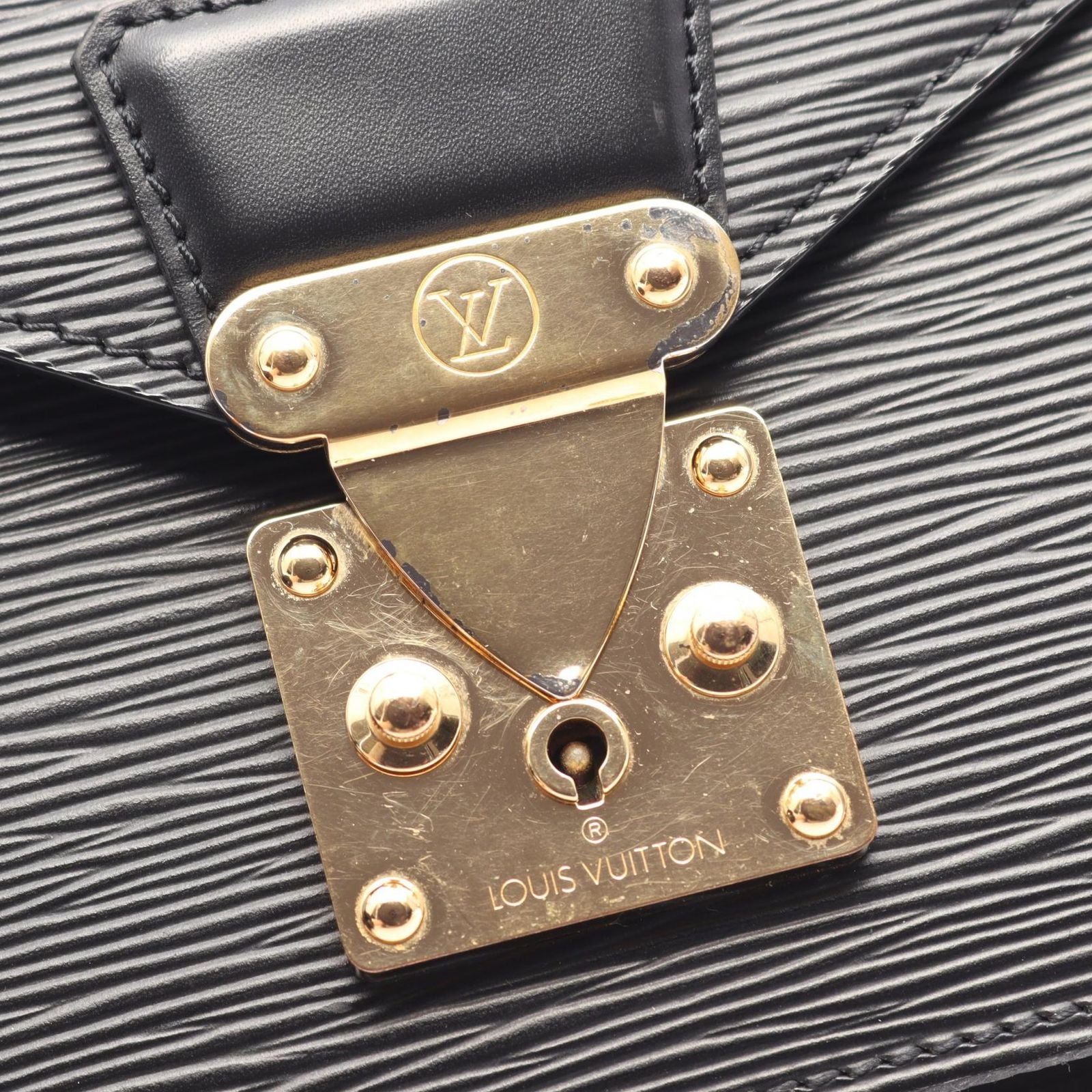 Louis Vuitton Clutch Series Dragonne Noir Leather Pochette — view 8