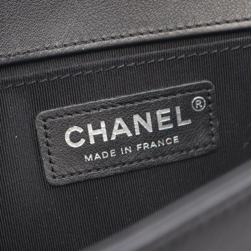 Chanel Shoulder Bag Boy Small Black Lambskin Chain — view 4
