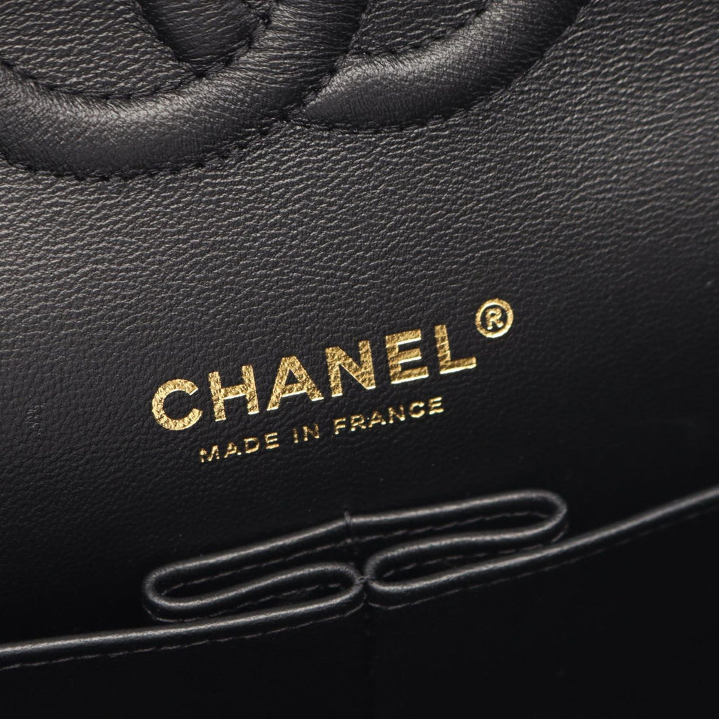 Chanel Shoulder Bag Quilted Double Flap Black White Lambskin Bicolor Chain — view 4