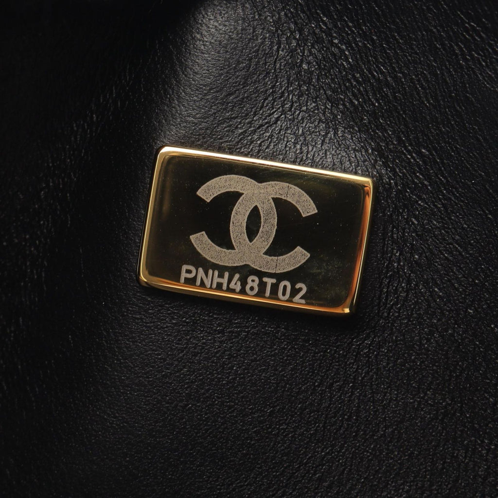 Chanel Shoulder Bag Quilted Double Flap Black White Lambskin Bicolor Chain — view 5