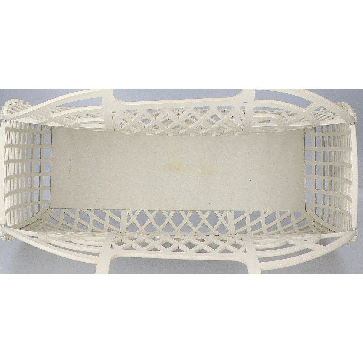 Fendi Basket Bag Handbag White — view 6