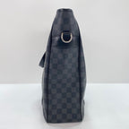 Louis Vuitton Tote Tadao — view 6