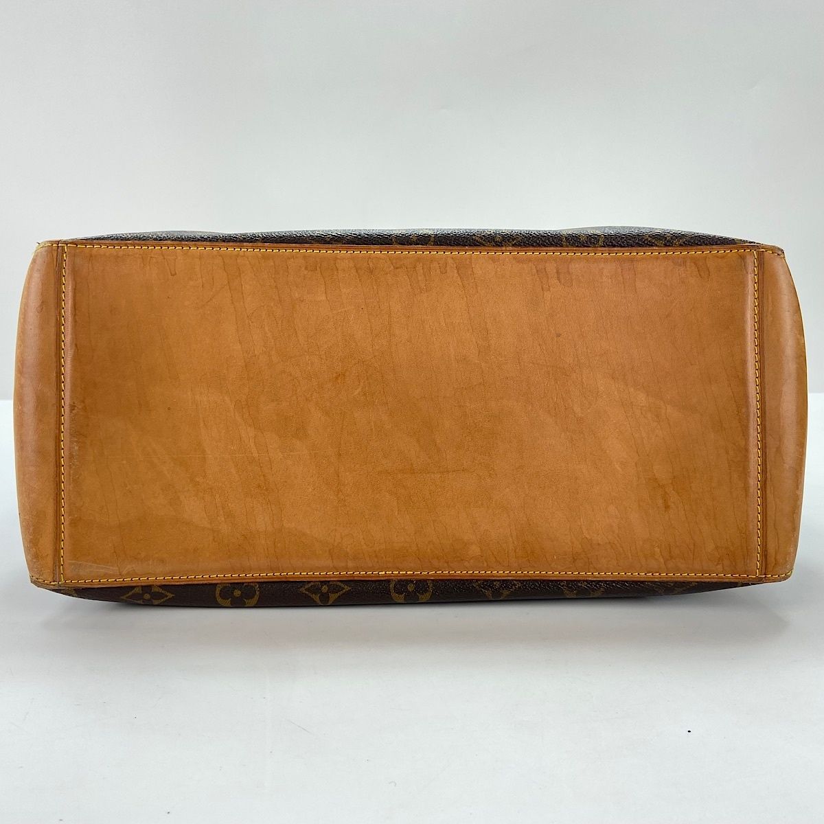 Louis Vuitton Tote Cabas Mezzo — view 7