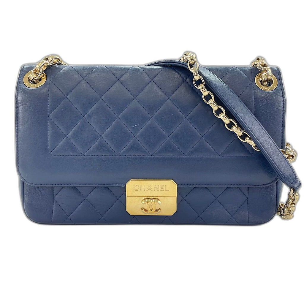 Chanel Shoulder Bag Chic