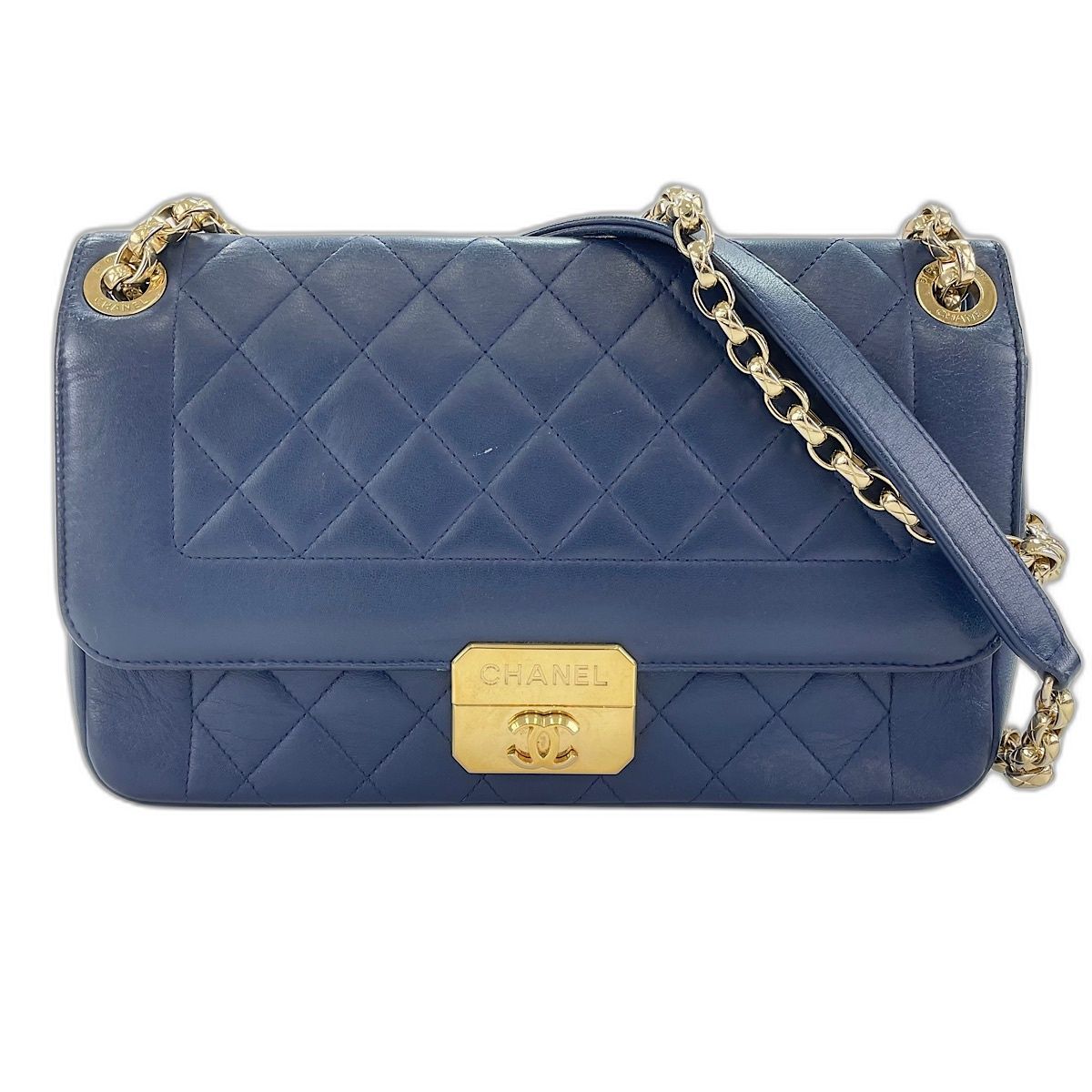 Chanel Shoulder Bag Chic