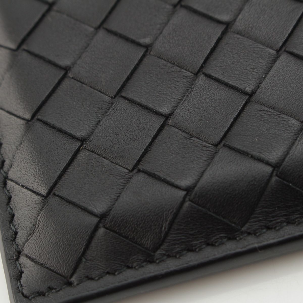 Bottega Veneta Leather Intrecciato Fragment Case Card Black — view 8