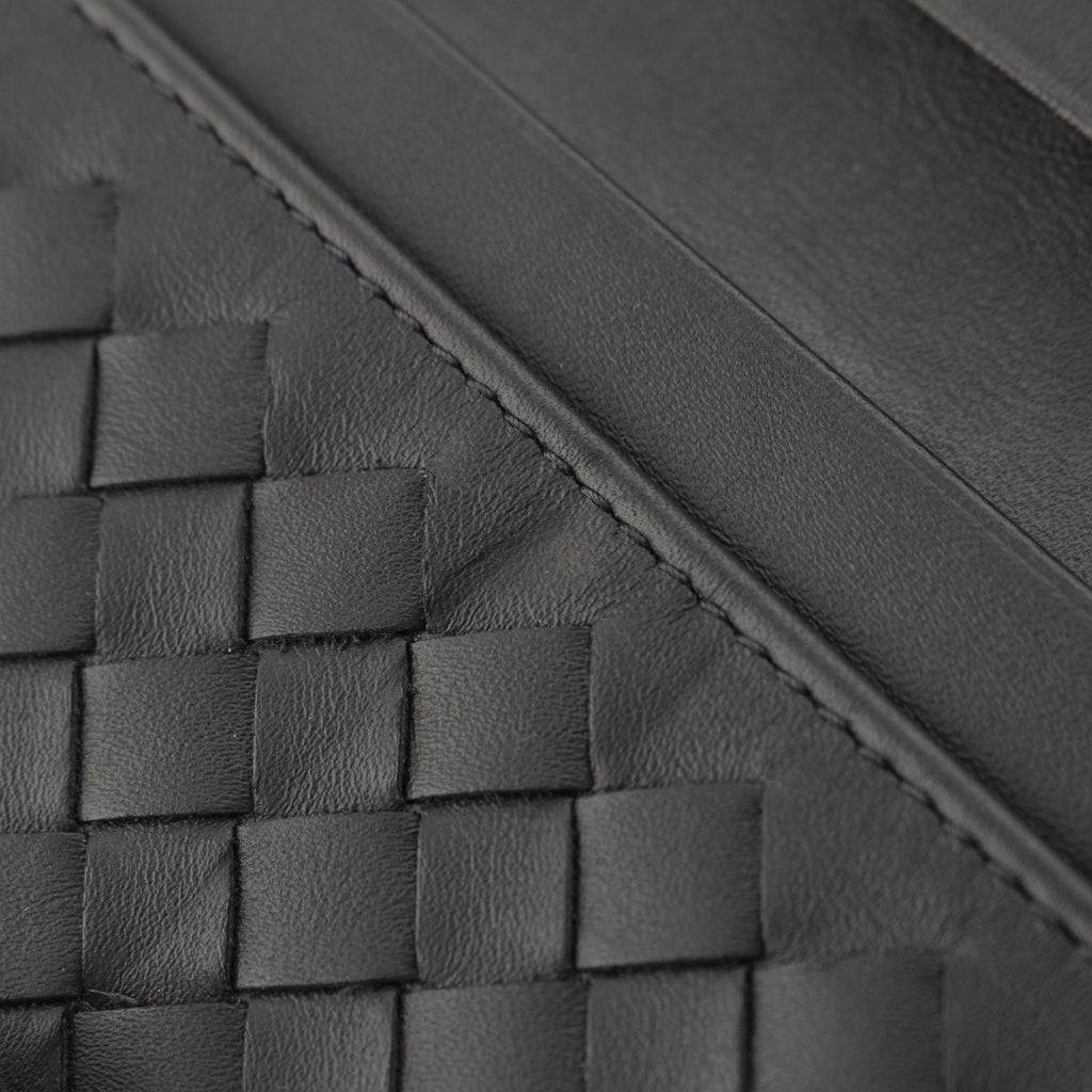 Bottega Veneta Intrecciato Leather Wallet Billfold Black — view 8