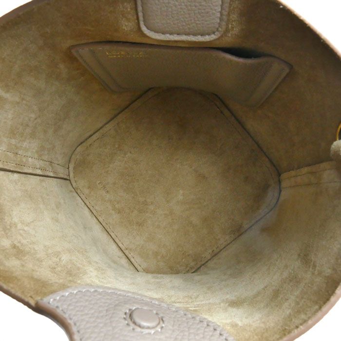 Loewe Pebble Bucket Mini 2-Way Shoulder Bag Sand — view 4