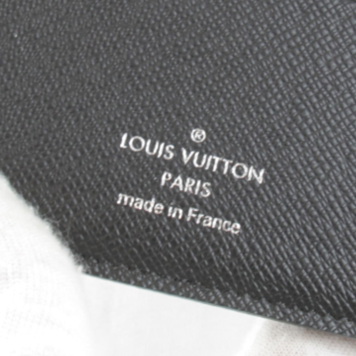 Louis Vuitton Price Portefeuille Americano NM Box Bifold Wallet Taiga Black — view 7