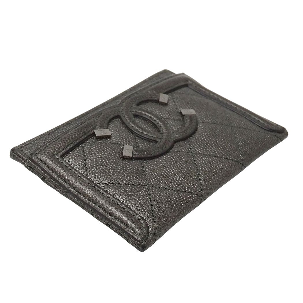 Chanel Card Case Quilted CC Filigree Caviar Leather Gray Silver Metallic — view 3