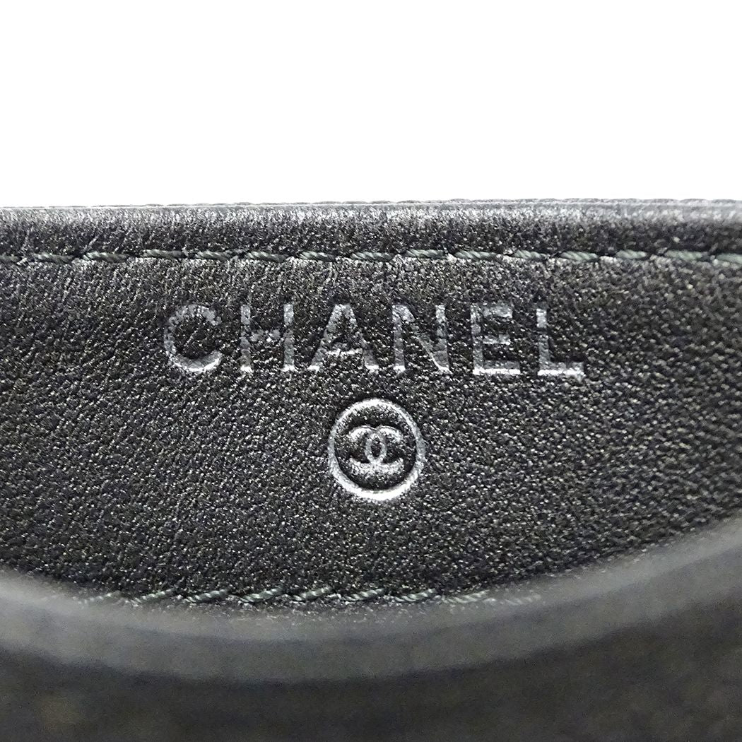 Chanel Card Case Quilted CC Filigree Caviar Leather Gray Silver Metallic — view 5