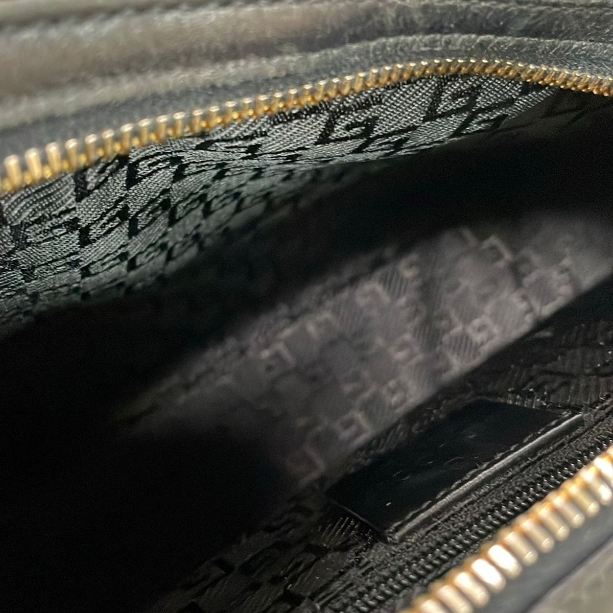 Gucci Shoulder Bag Black Leather — view 7