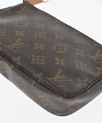 Louis Vuitton Pouch Brown — view 7