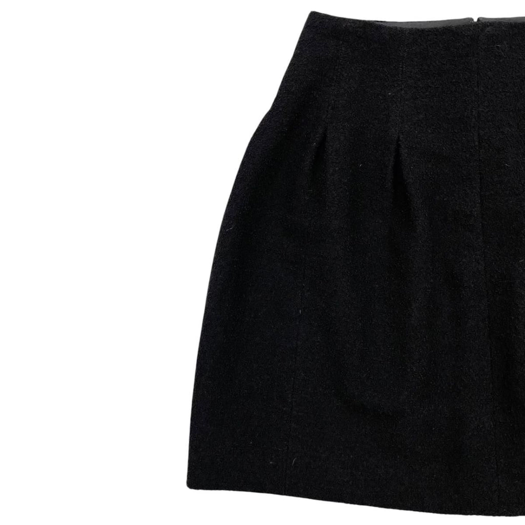 Chanel Trapezoid Skirt CC Logo 36 Black — view 3