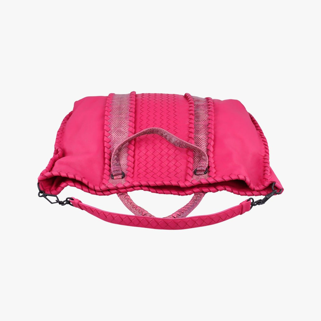 Bottega Veneta Intrecciato Pink Lambskin Shoulder — view 8
