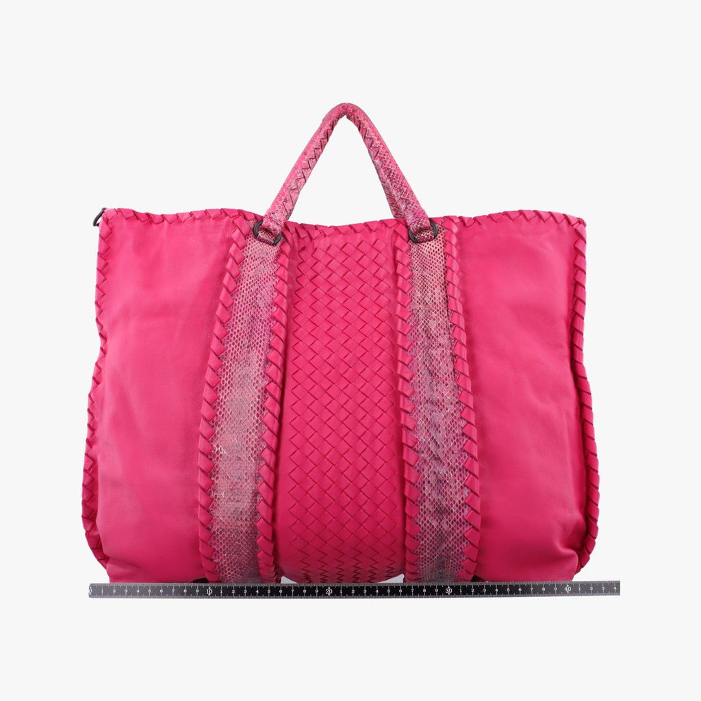 Bottega Veneta Intrecciato Pink Lambskin Shoulder — view 2