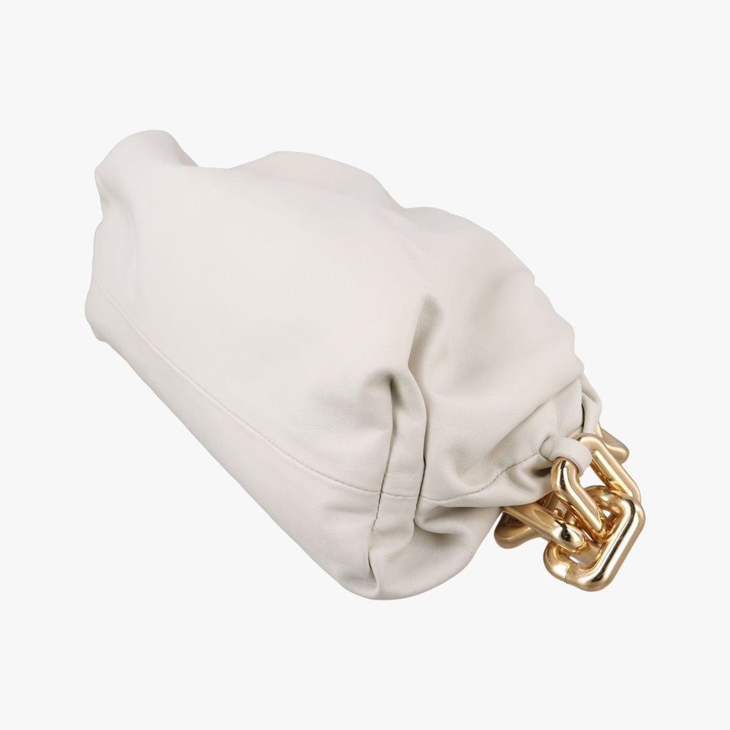 Bottega Veneta the Chain Pouch White Lambskin — view 4