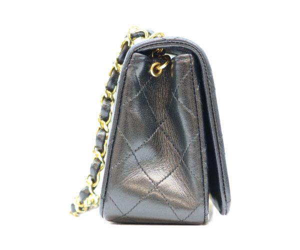 Chanel Black Gold Turnlock Full Flap Mini Quilted 19 — view 4