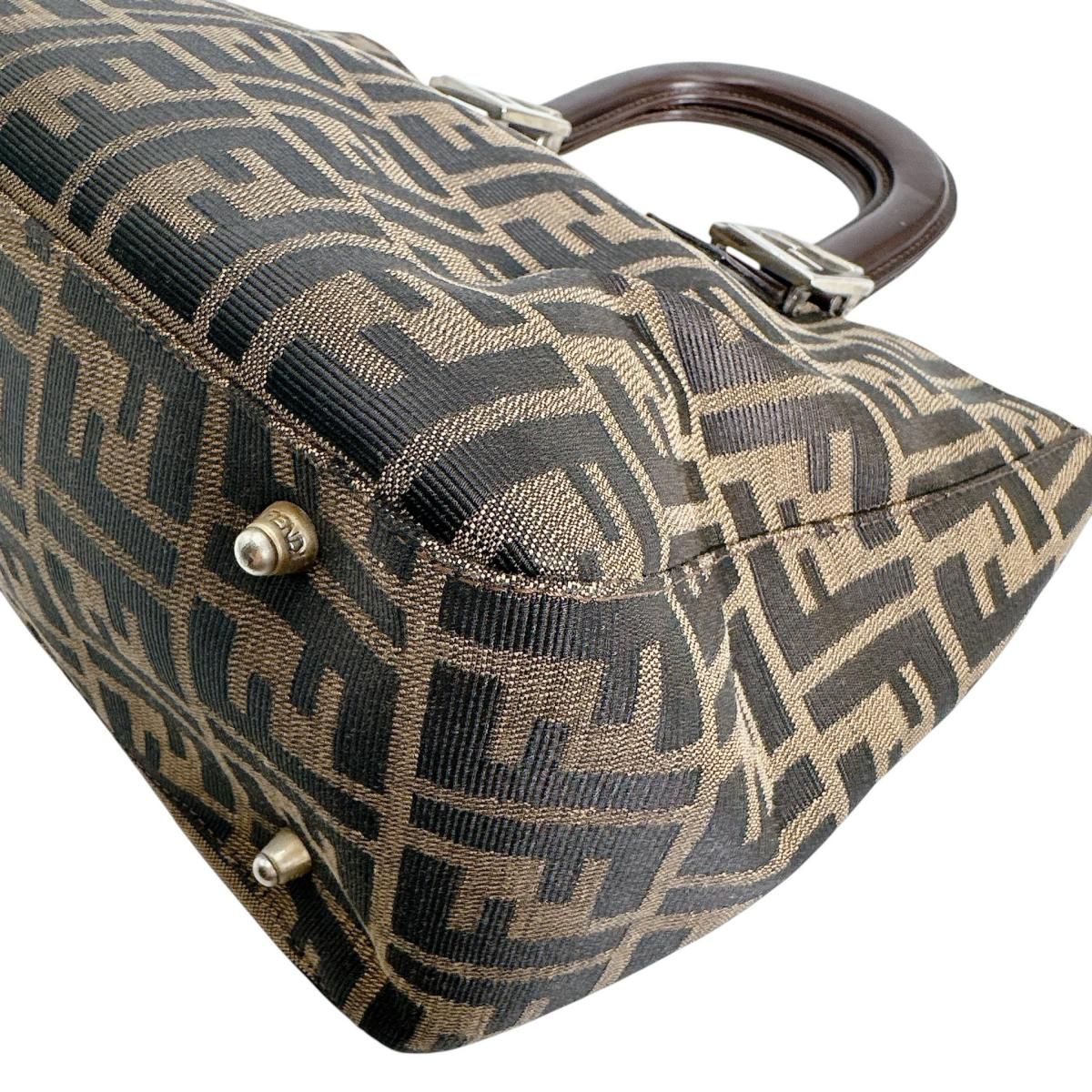 Fendi Zucca Shoulder Bag Lightweight Brown — view 5