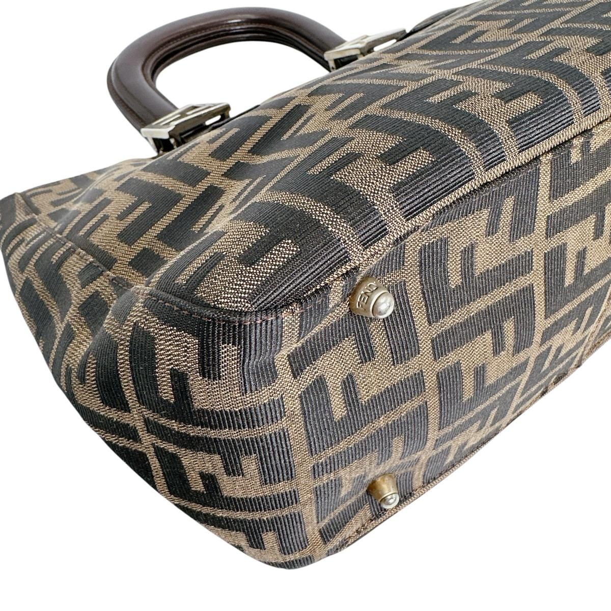 Fendi Zucca Shoulder Bag Lightweight Brown — view 8