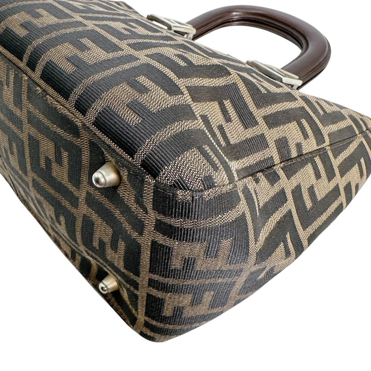 Fendi Zucca Shoulder Bag Lightweight Brown — view 7