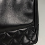 Chanel Tote CC Logo Quilted Leather Black — view 4