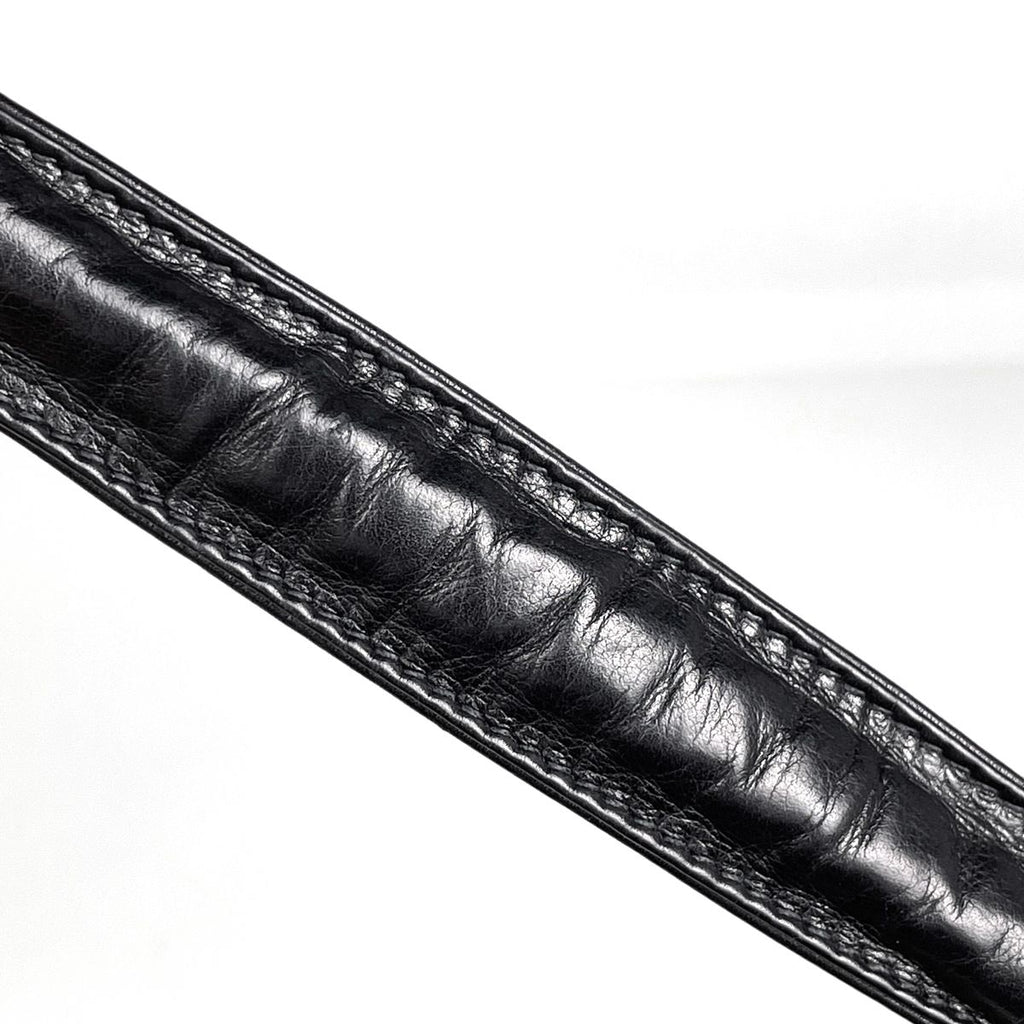 Chanel Tote CC Logo Quilted Leather Black — view 6