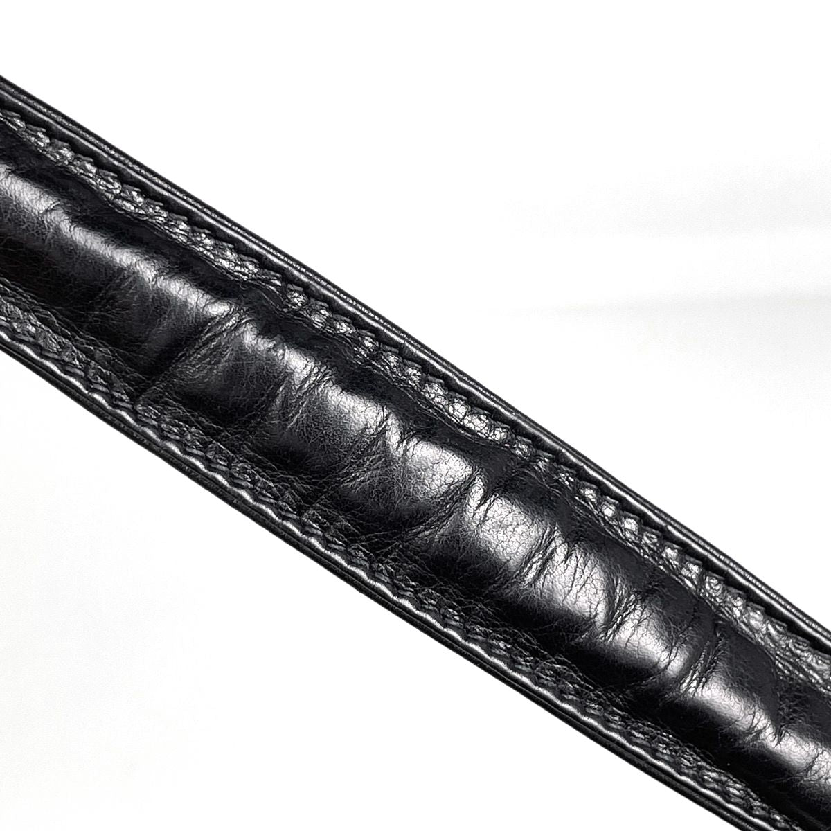 Chanel Tote CC Logo Quilted Leather Black — view 6