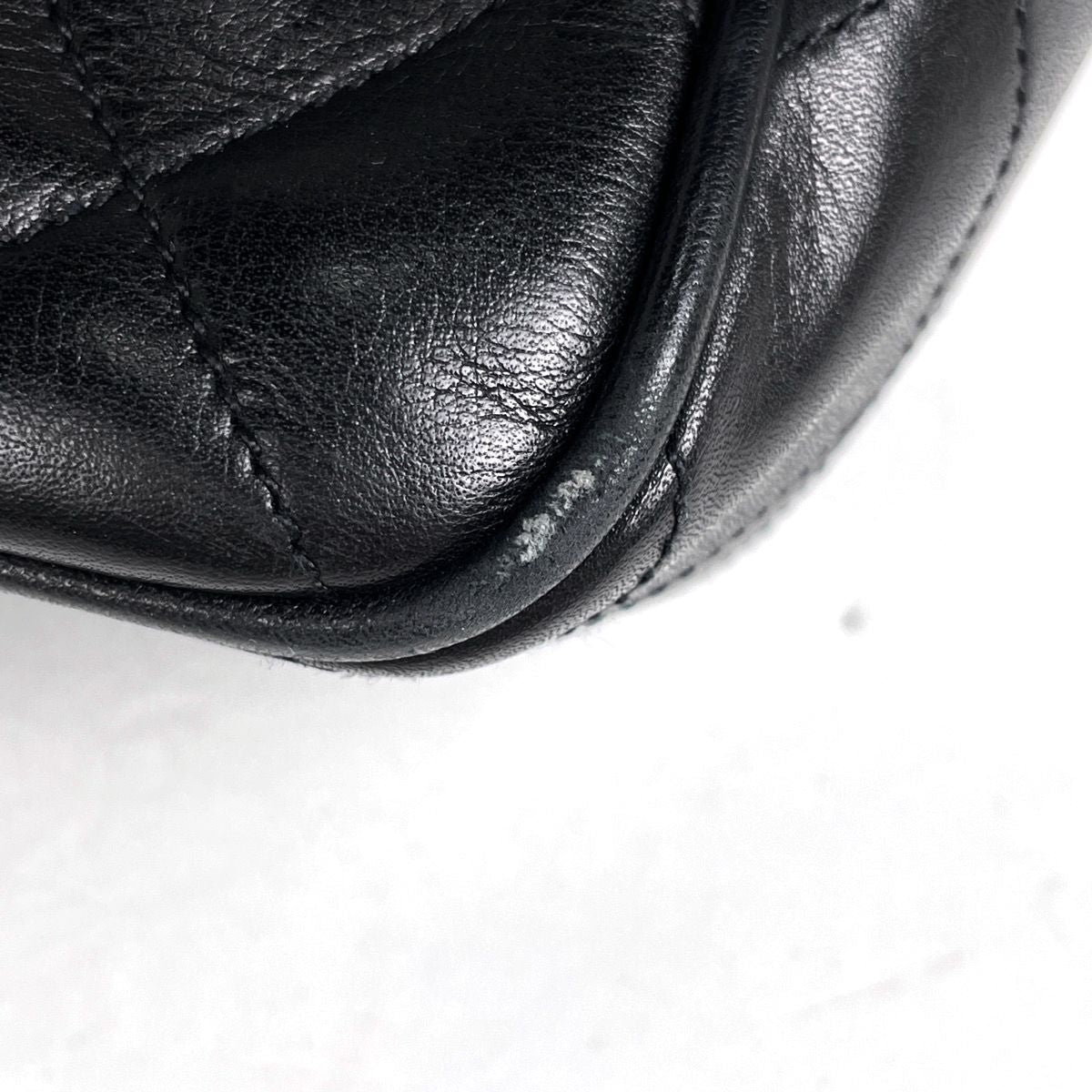 Chanel Tote CC Logo Quilted Leather Black — view 3