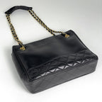 Chanel Tote CC Logo Quilted Leather Black — view 2
