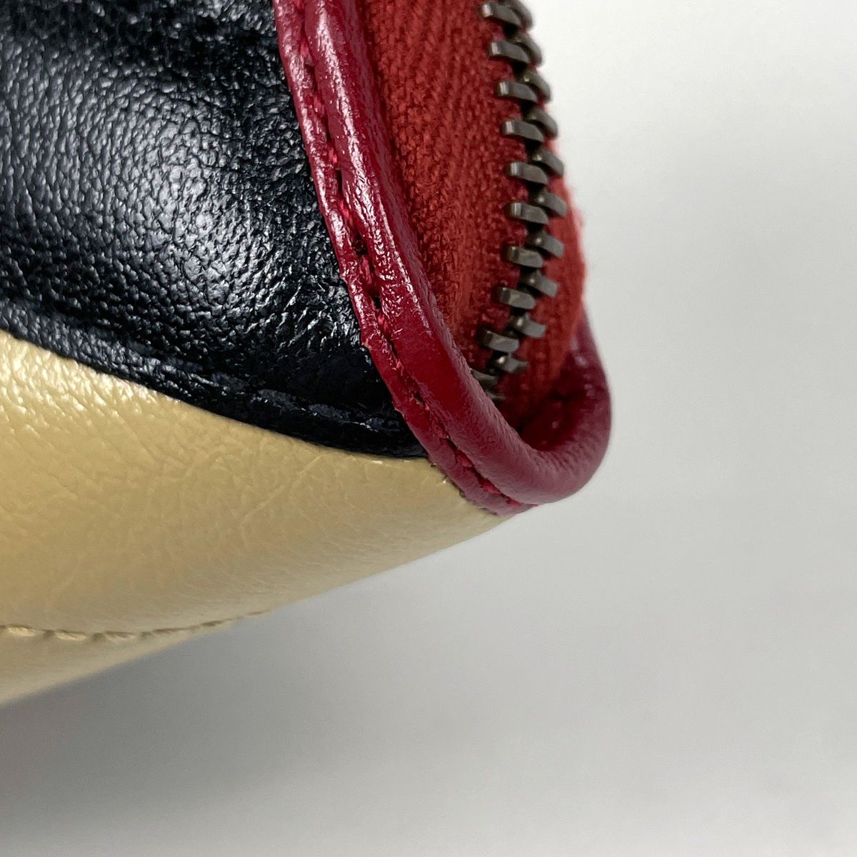 Gucci GG Marmont Zip Around Wallet Double Leather Red Multicolor — view 3