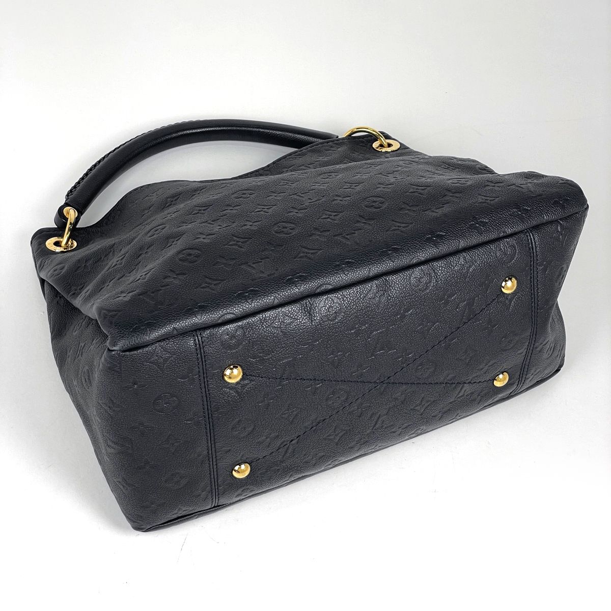 Louis Vuitton Artsy MM Shoulder Bag Monogram Empreinte Infini — view 2