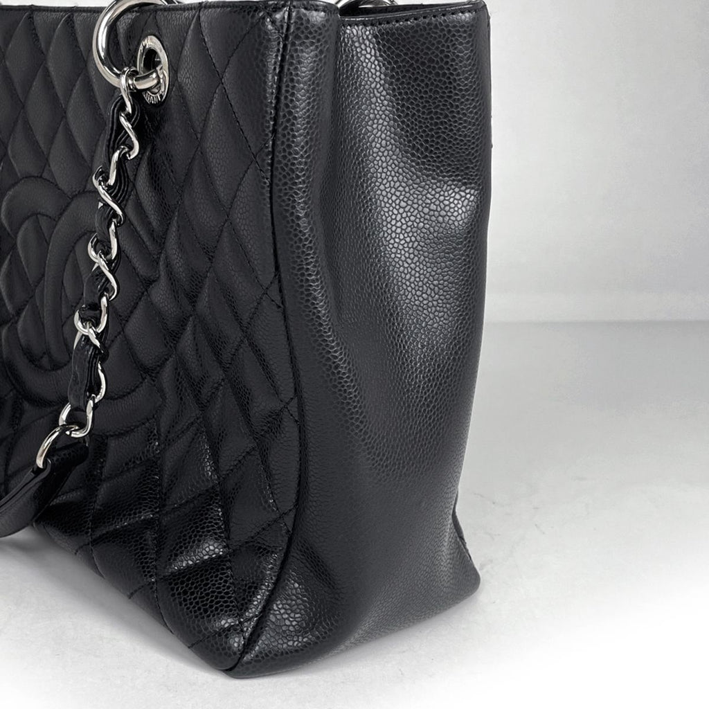 Chanel Tote CC Logo Quilted Grand Shopping GST Caviar Leather Black — view 4