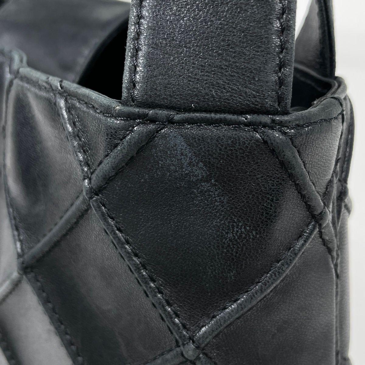 Chanel Tote CC Logo Cosmos Line Leather Black — view 4