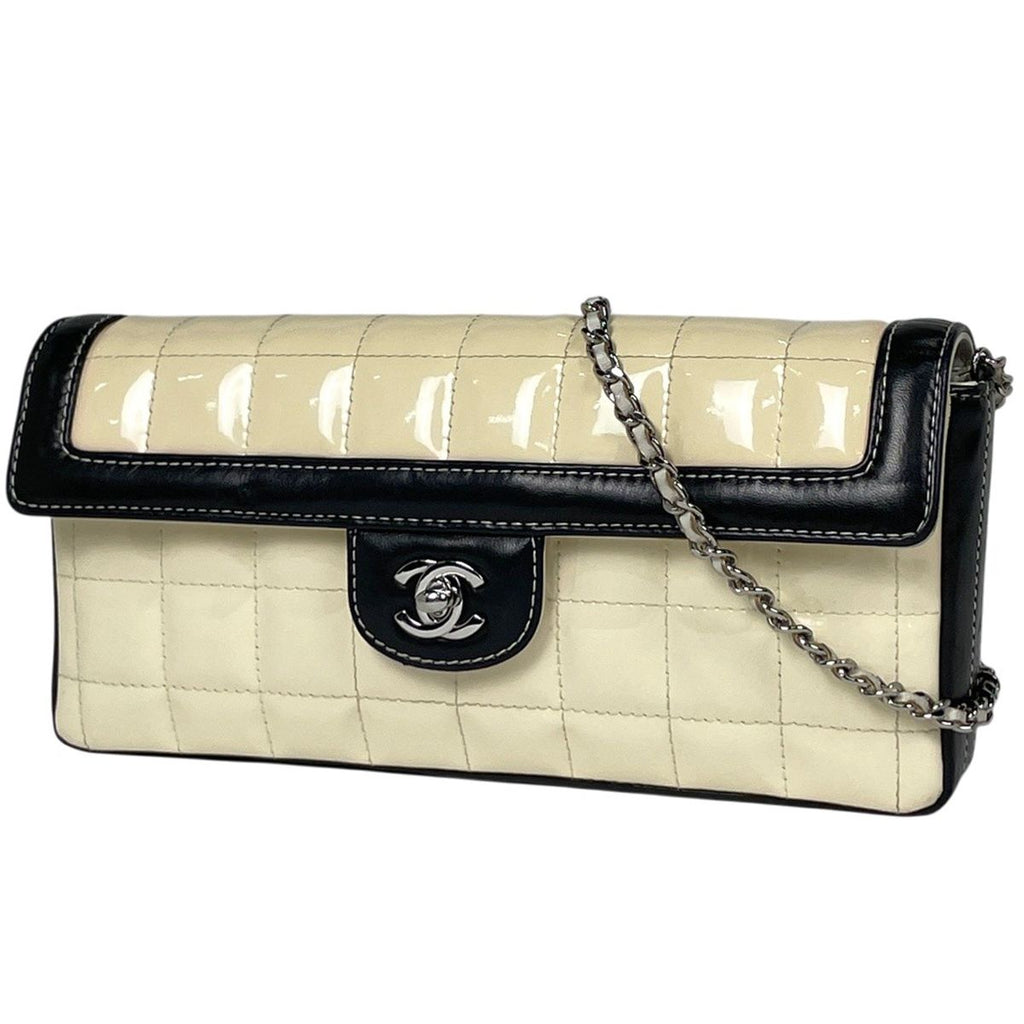Chanel Shoulder Bag CC Logo Chocolate Bar Enamel Patent Leather White Black