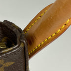 Louis Vuitton Looping MM Shoulder Bag Monogram Brown — view 5