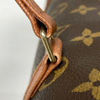 Louis Vuitton Papillon 30 Handbag Barrel Bag Tube — view 4