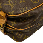 Louis Vuitton Shoulder Bag Monogram Saumur 30 Screw Removal — view 6