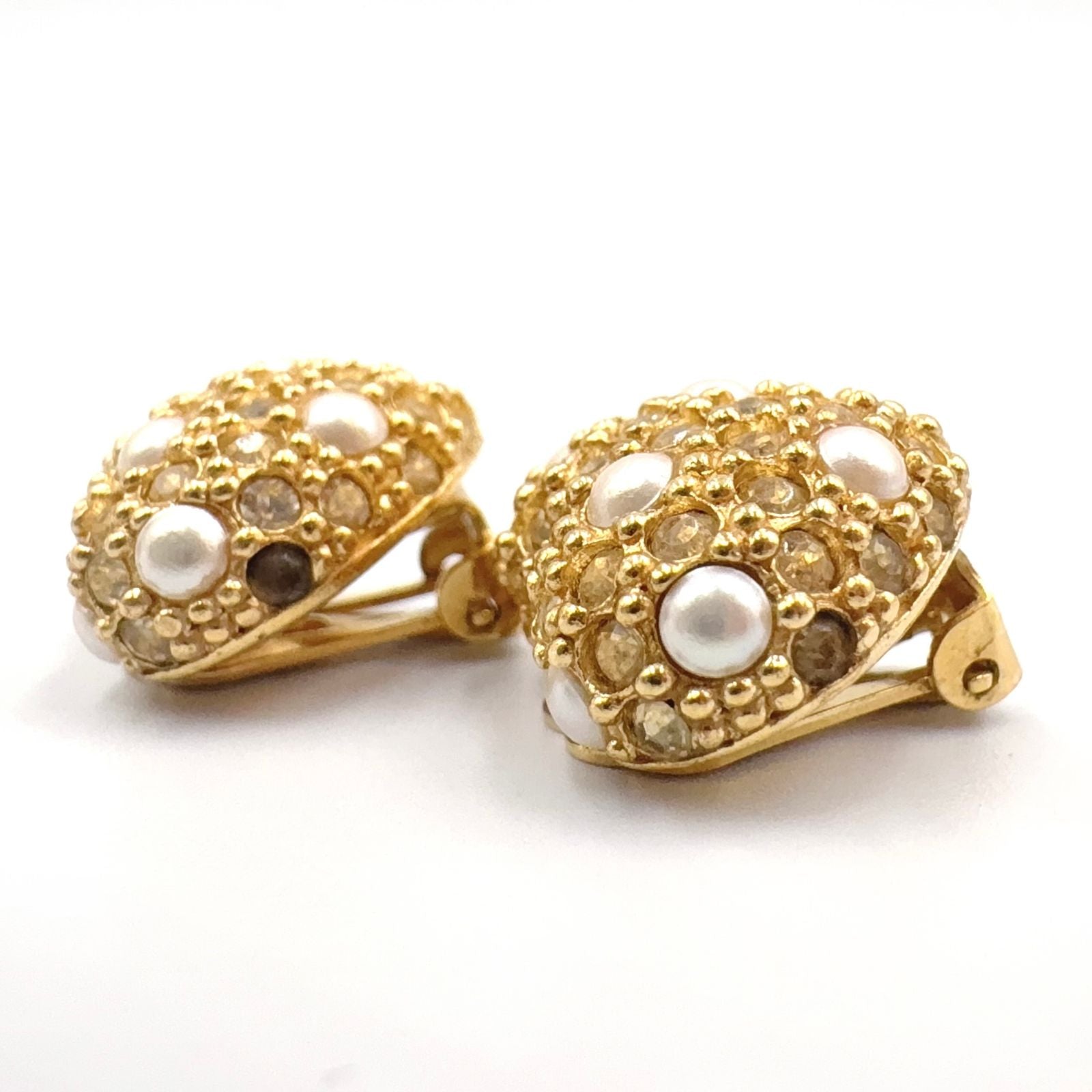 Dior Heart Motif Faux Pearl Color Stone Gold Earrings — view 7