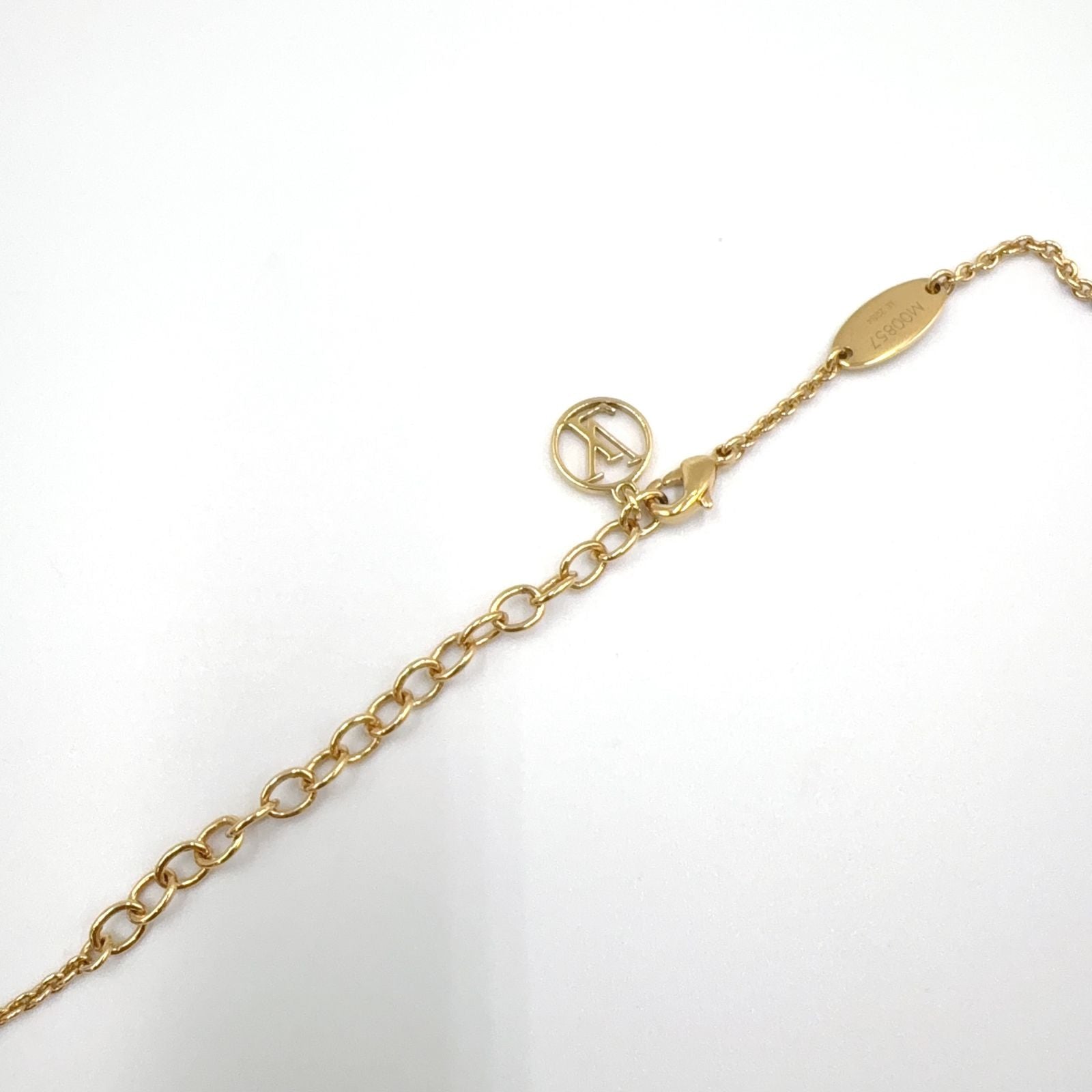 Louis Vuitton Essential Metal Gold Necklace — view 7