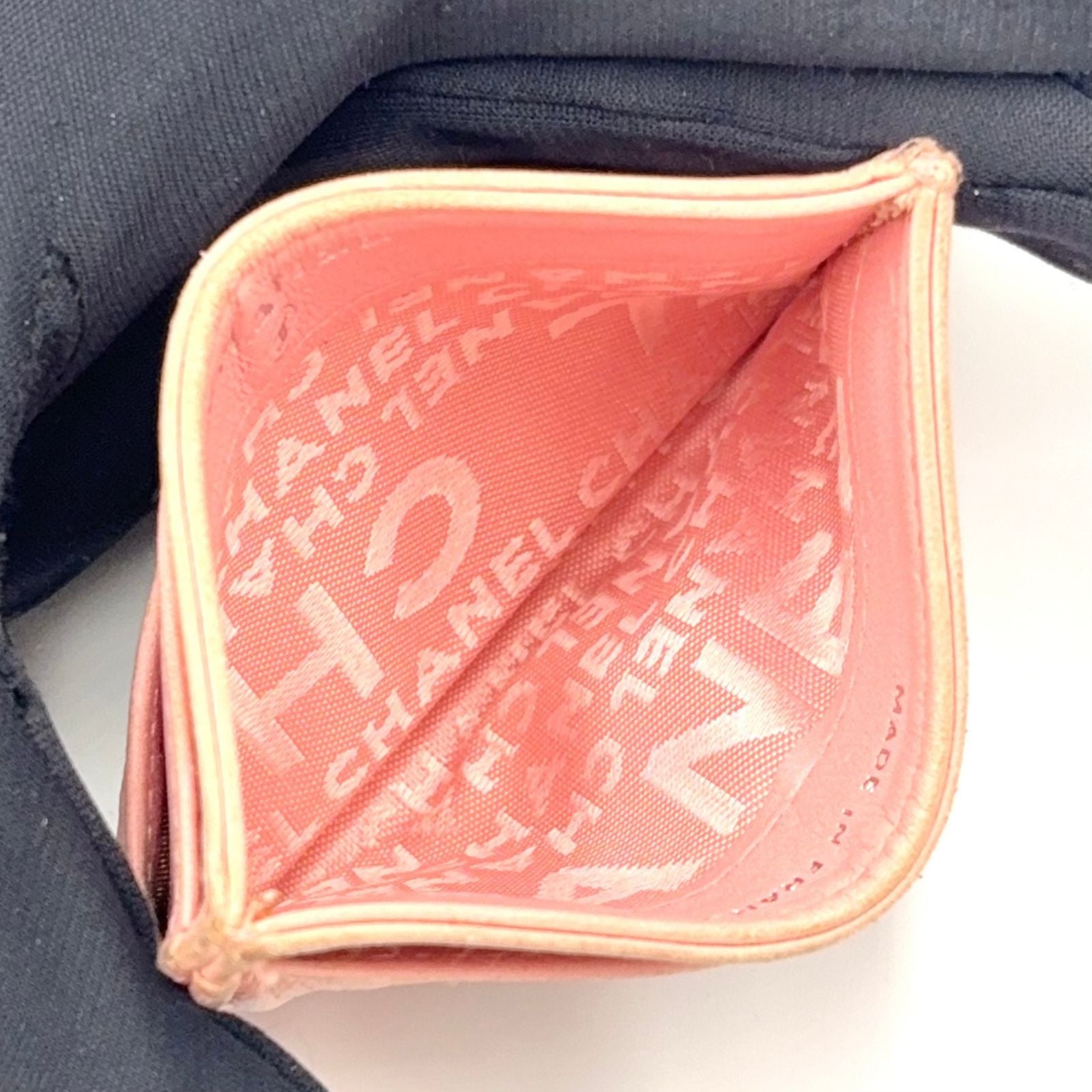 Chanel CC Logo Icon Line Leather Light Pink Card Case Silver — view 3