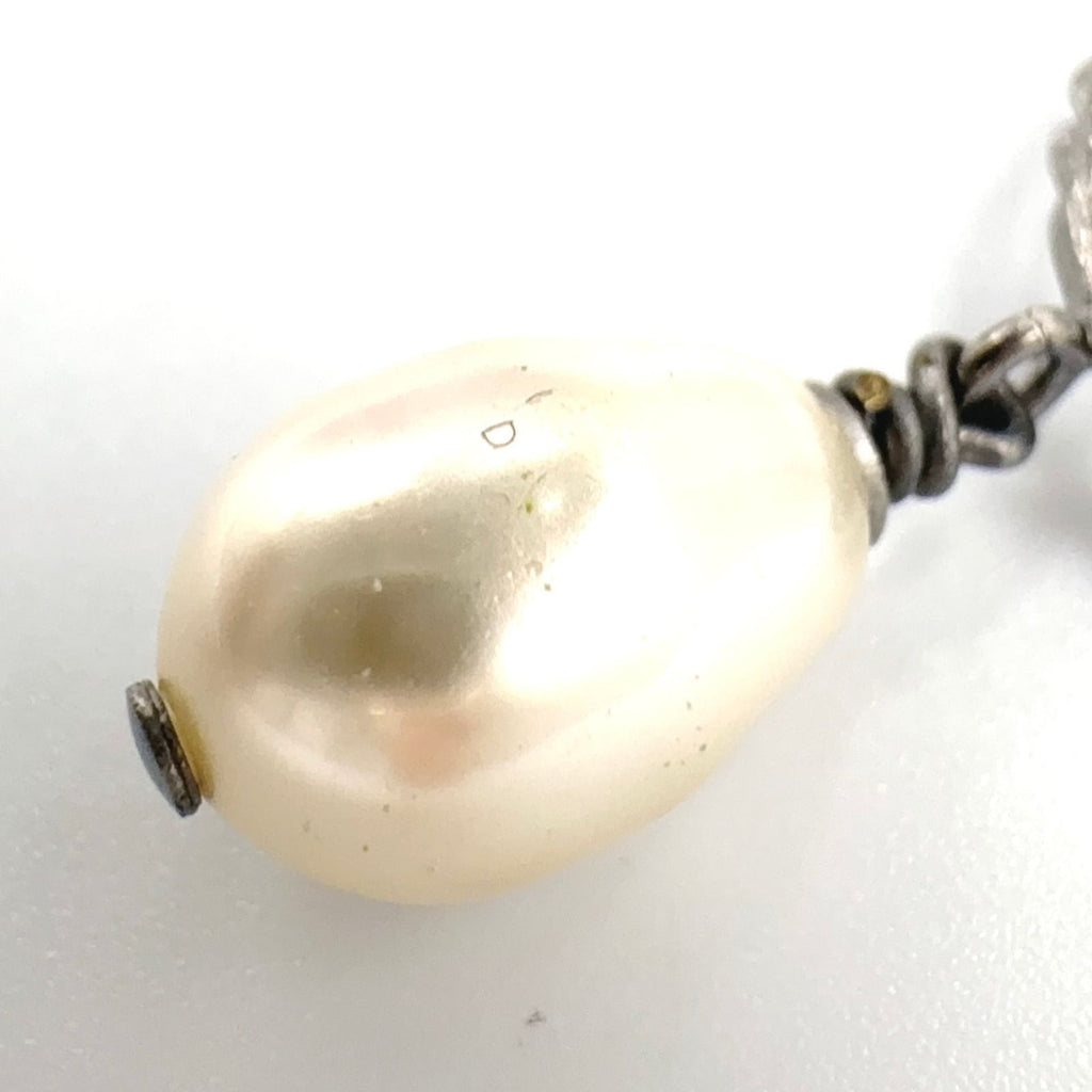 Chanel CC Logo Emblem Faux Pearl Metal Silver White Necklace — view 8