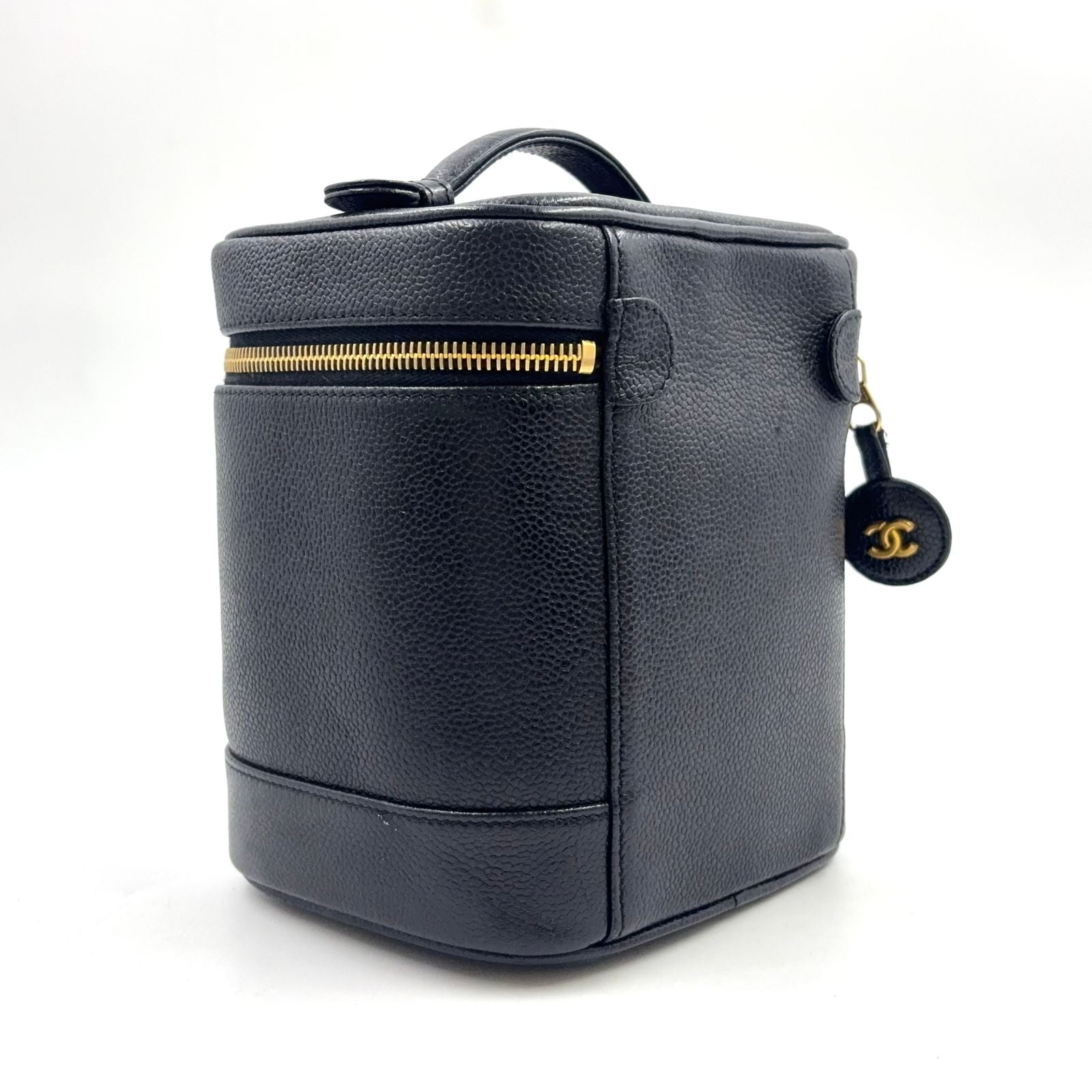 Chanel CC Logo Vanity Caviar Leather Black Pouch Gold — view 2
