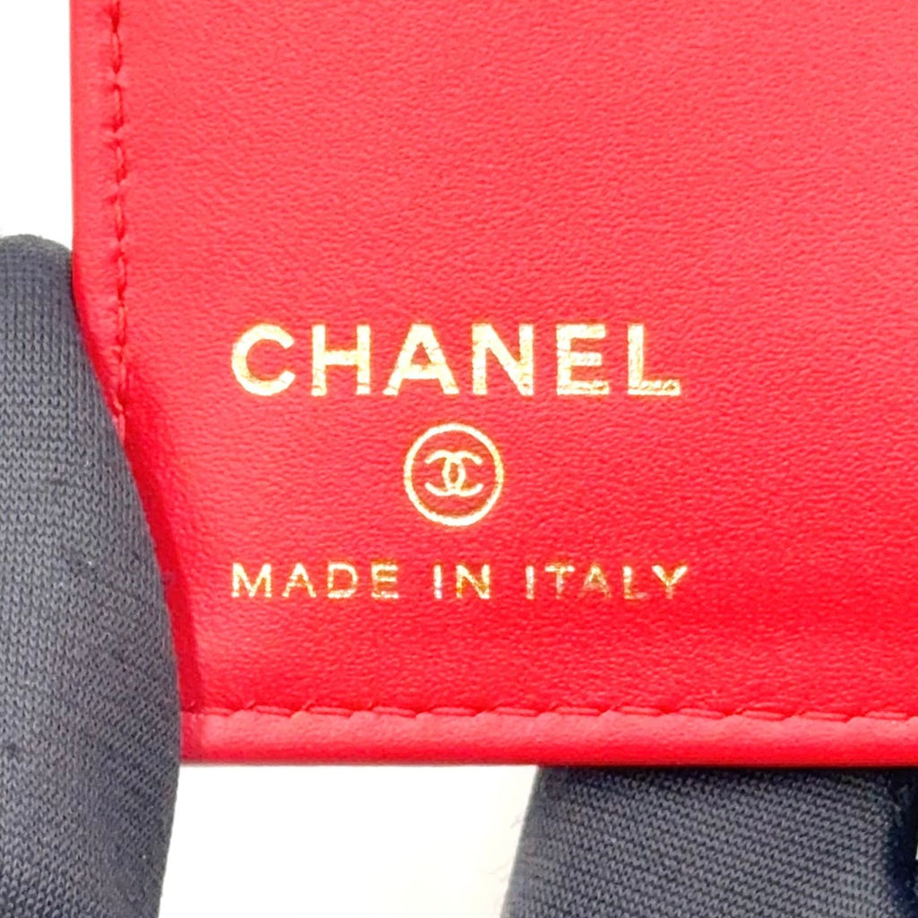 Chanel CC Logo Leather Red Card Case — view 4