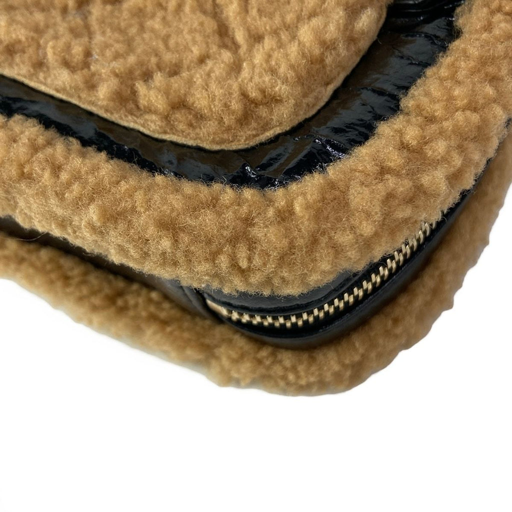 Chanel Waist Pouch CC Mania Black Light Brown Gold CC Logo Shearling — view 8