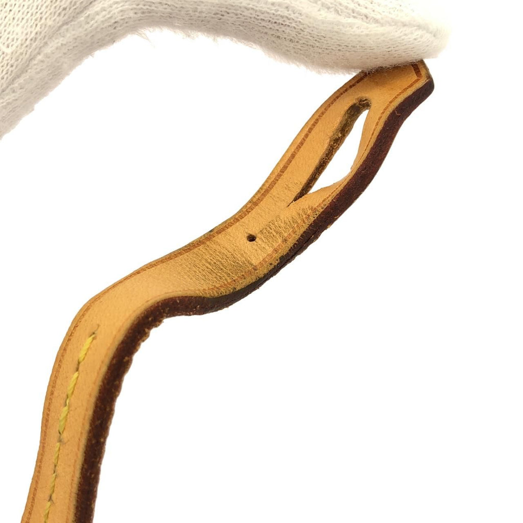Louis Vuitton Monogram Favorite PM Shoulder — view 5