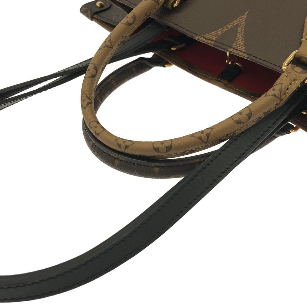 Louis Vuitton Monogram Giant On The Go MM — view 6